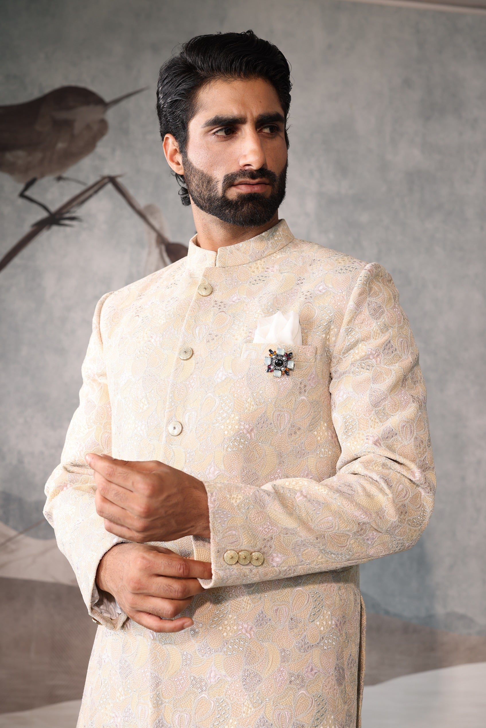 Ivory Leman colour bandgala