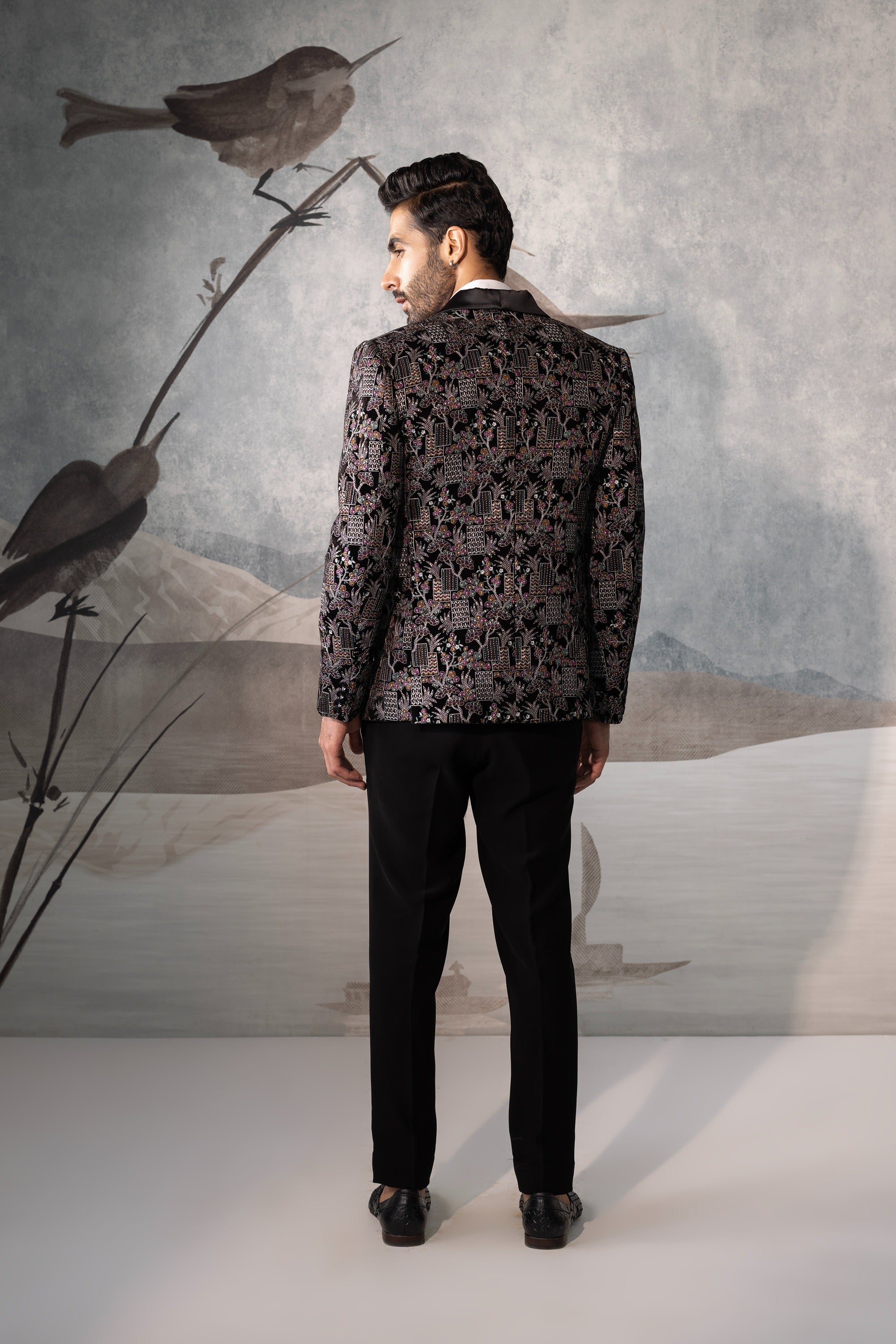 Nocturnal bloom tuxedo