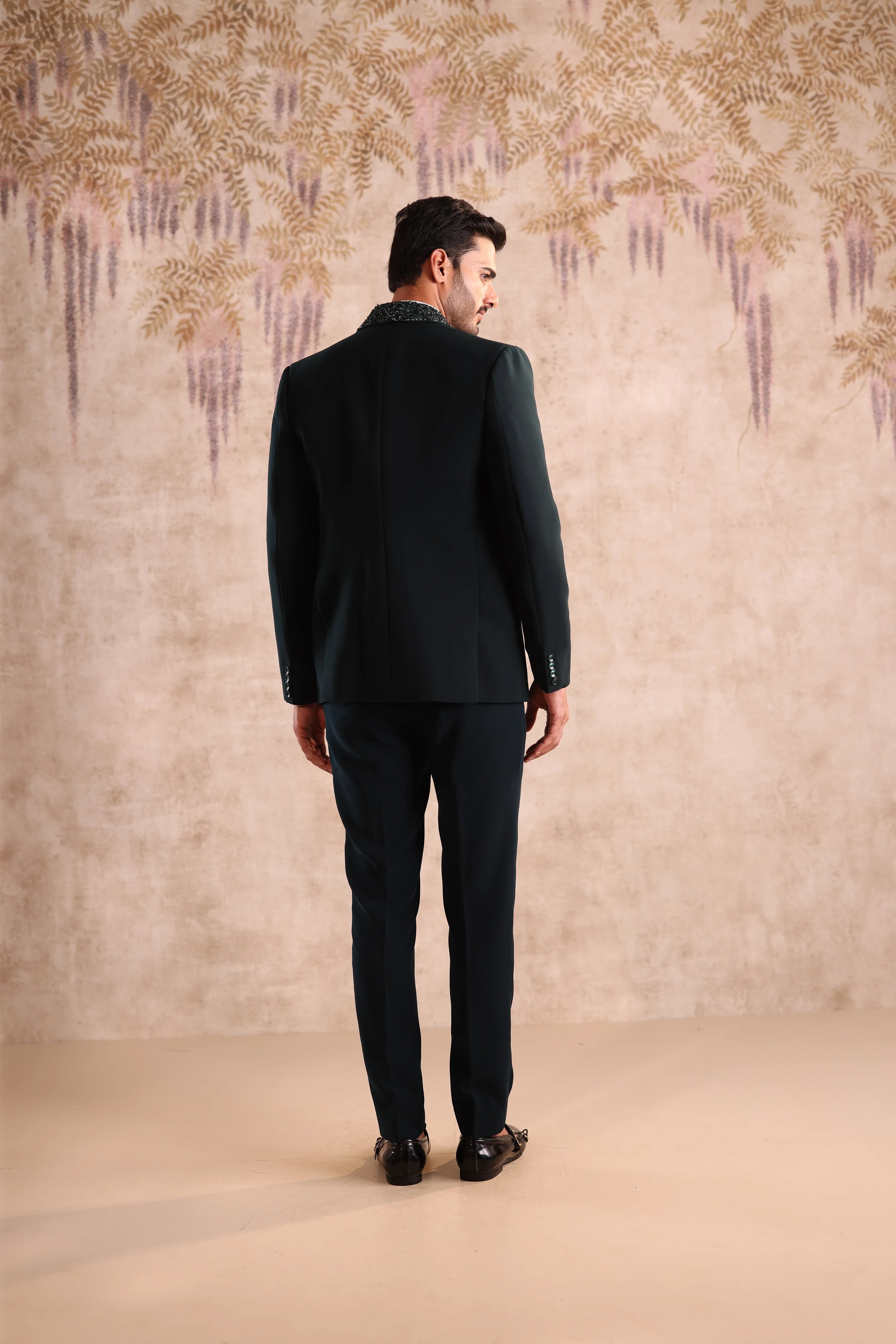 Green embroidered shawl collar tuxedo