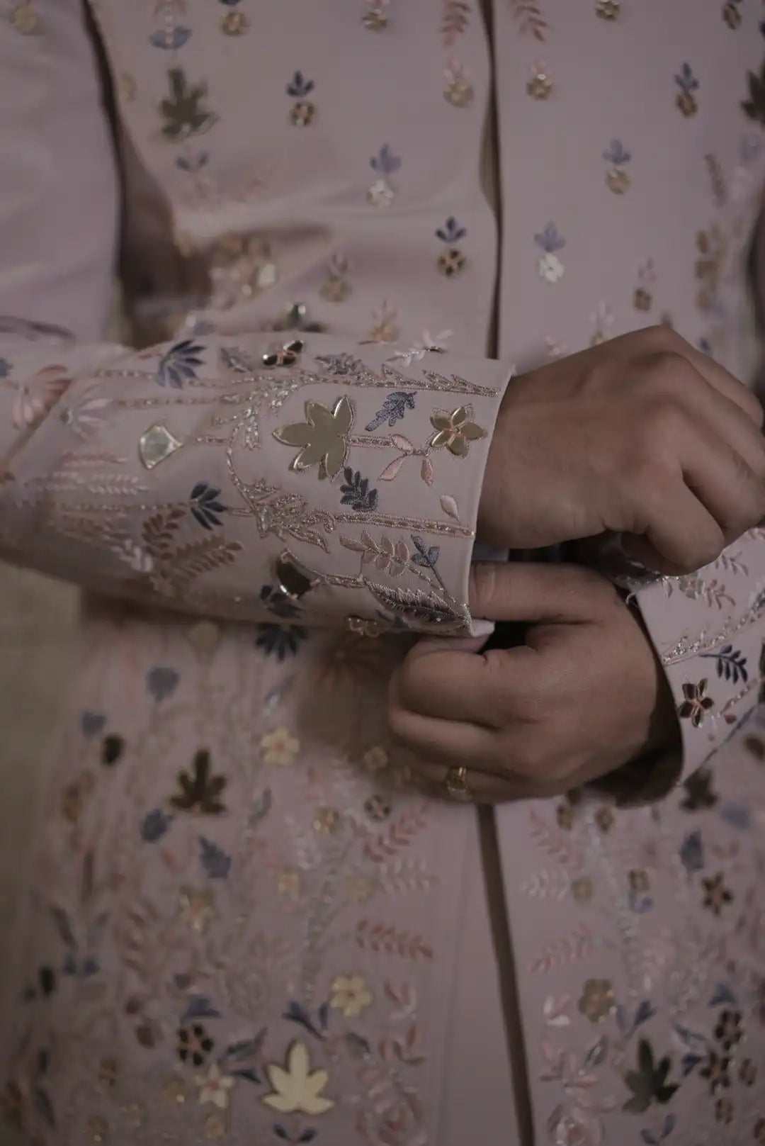 Pastel Pink Bandgala with floral motifs & Mirrorwork