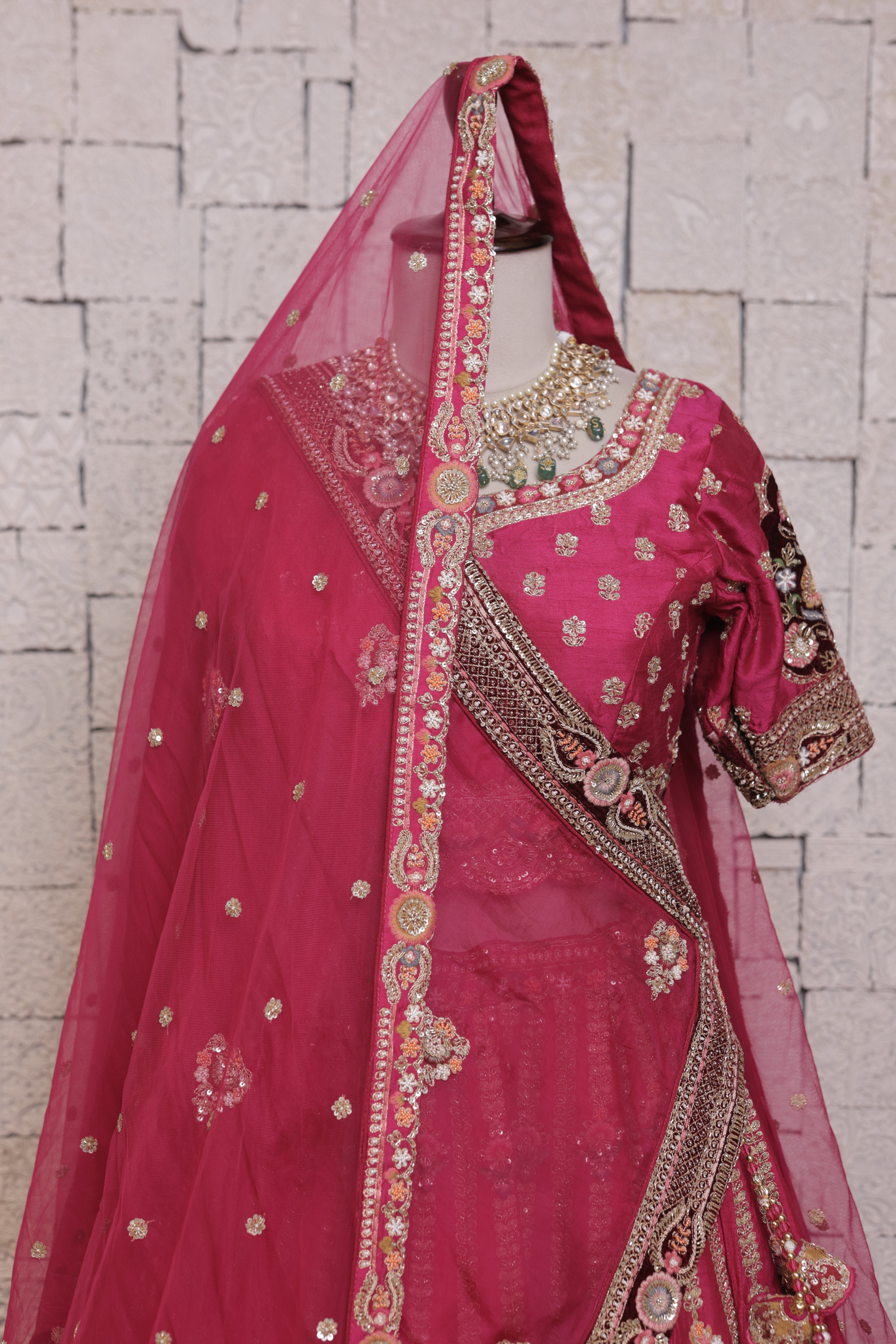 Marron Embroidered Bridal Lehenga Set – Intricate Beadwork and Sequins