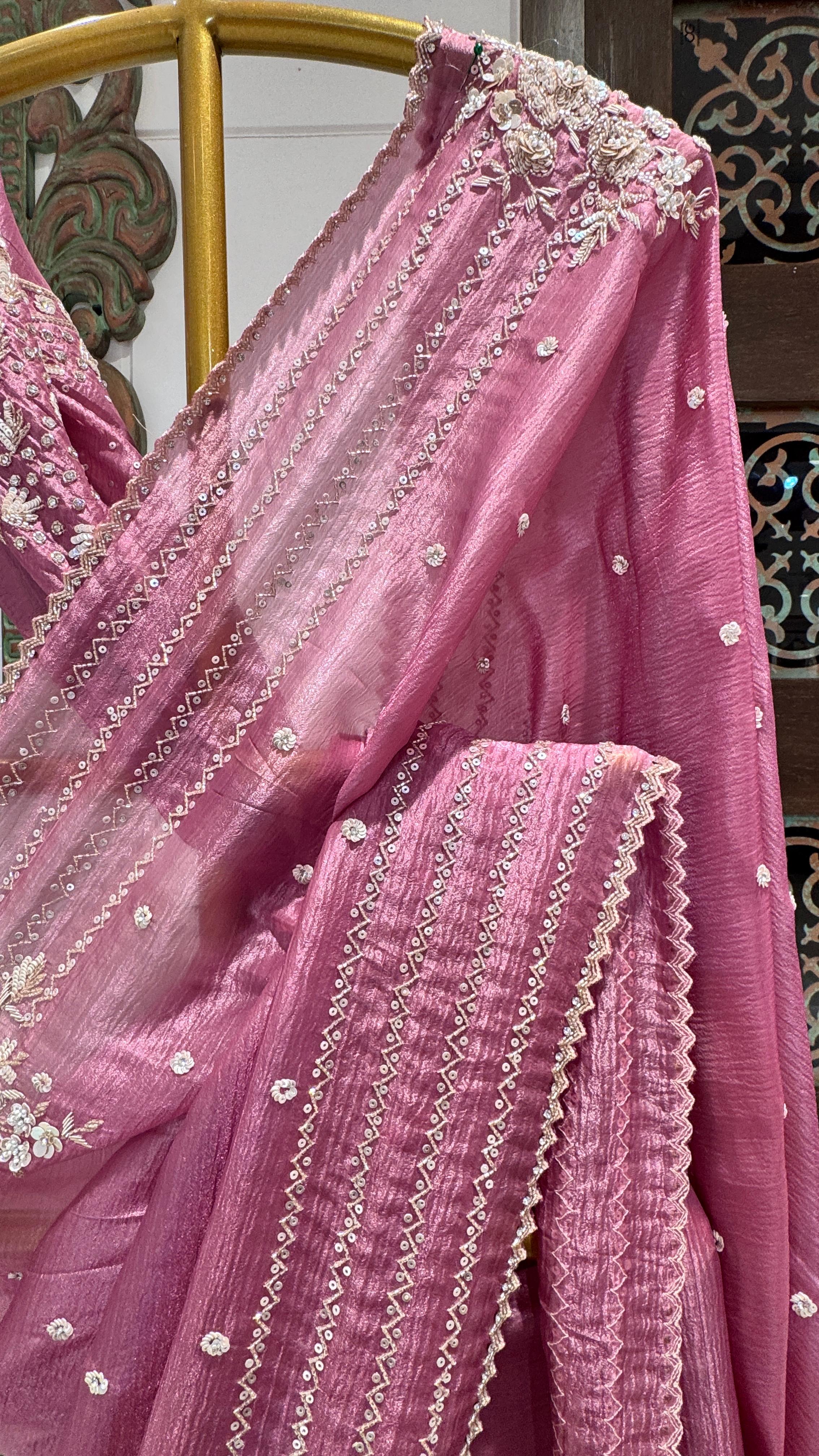 Onion color saree with zig-zag border