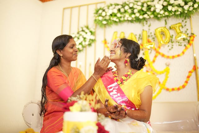 Wedding Day Outfit Ideas for the Mother of the Bride