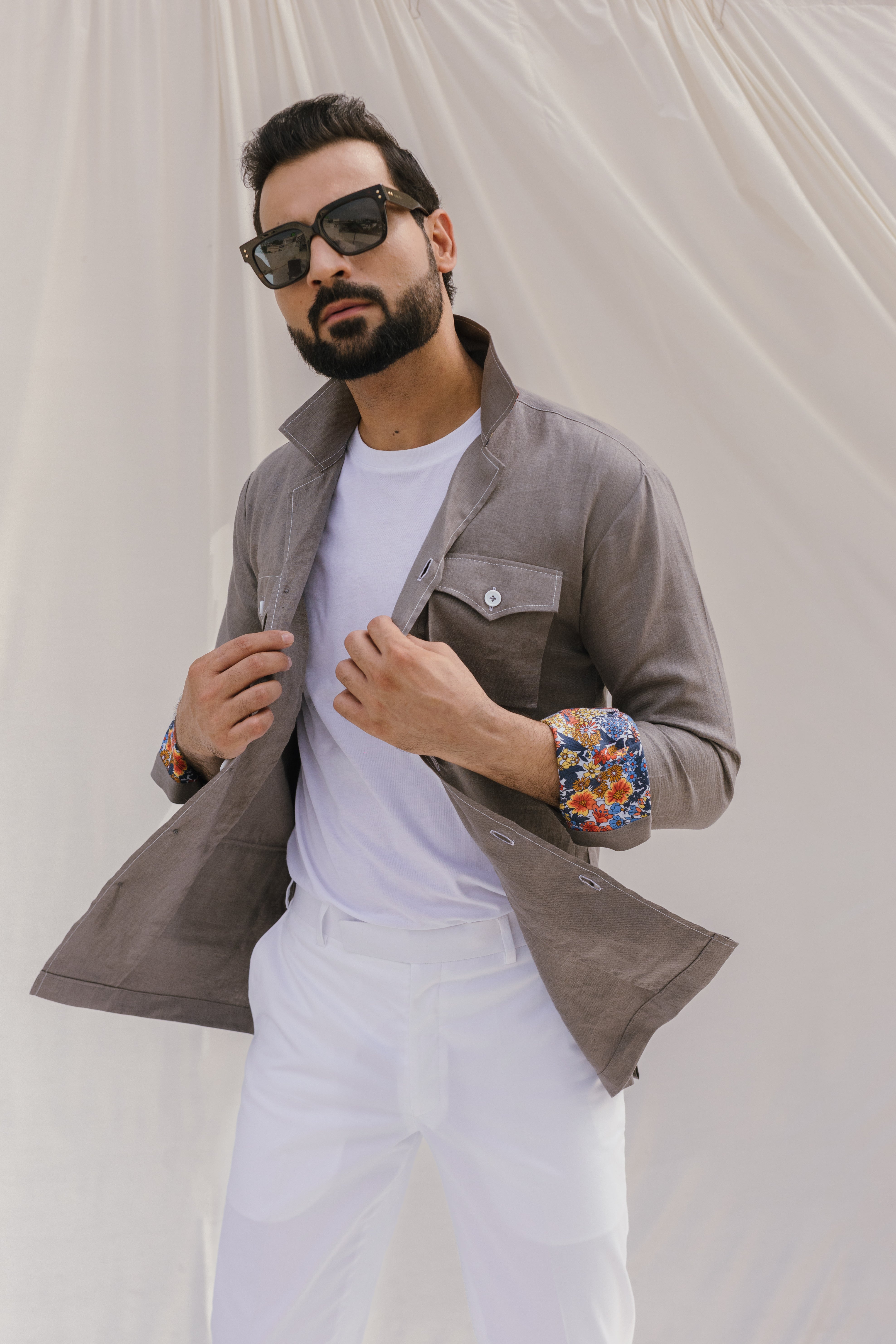 Handcrafted safari shirt in elegant grey