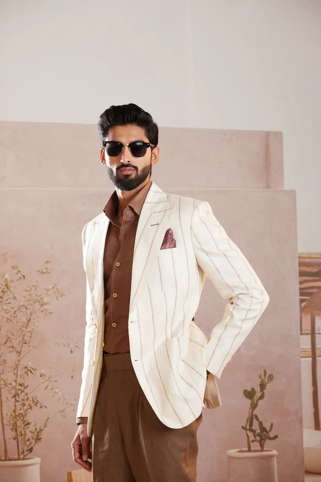 Ivory peak lapel striped summer Linen Blazer