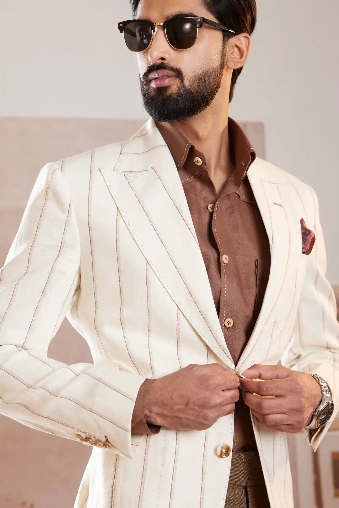 Ivory peak lapel striped summer Linen Blazer