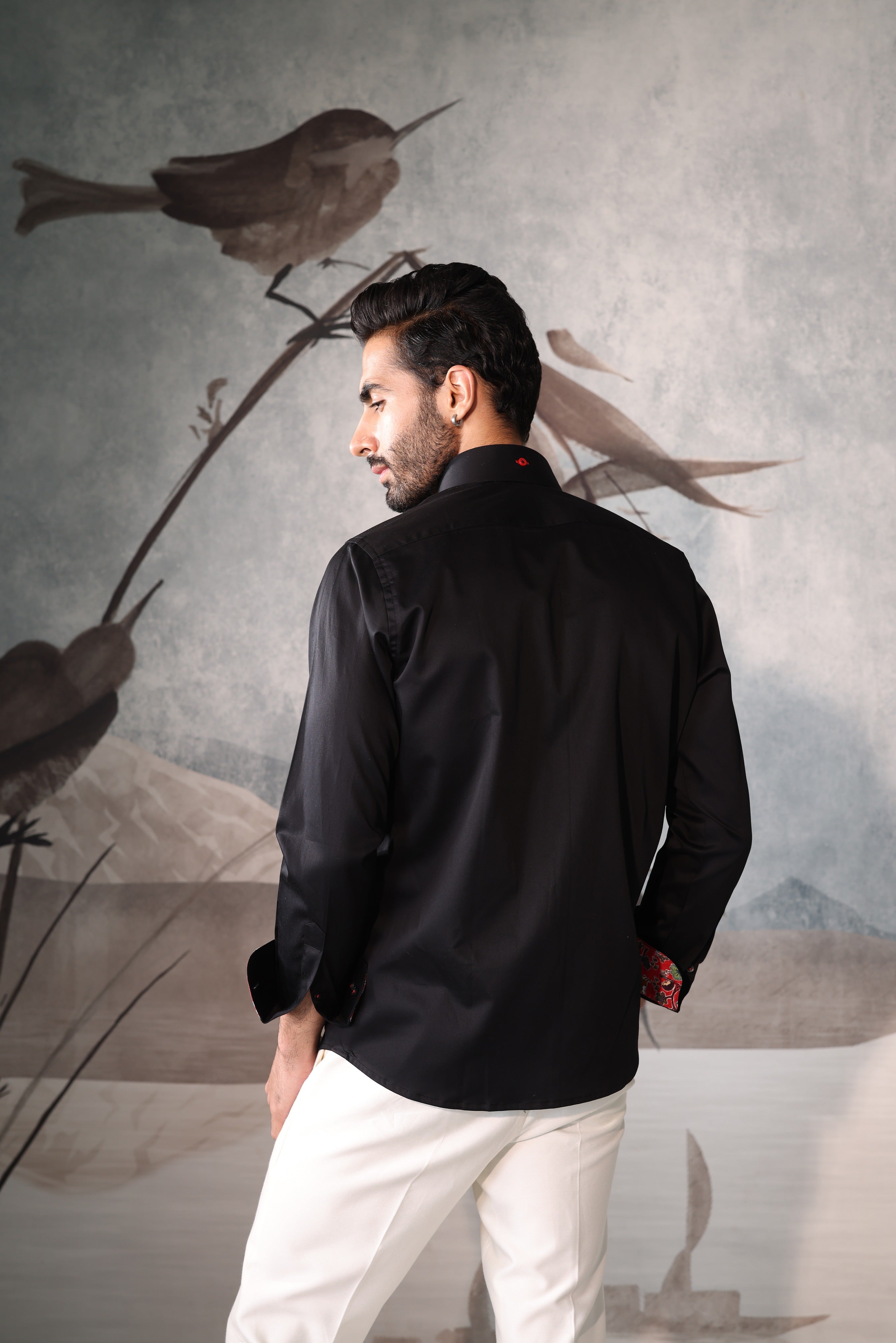 Club wear shirt in navy saturn with crest & contrast details