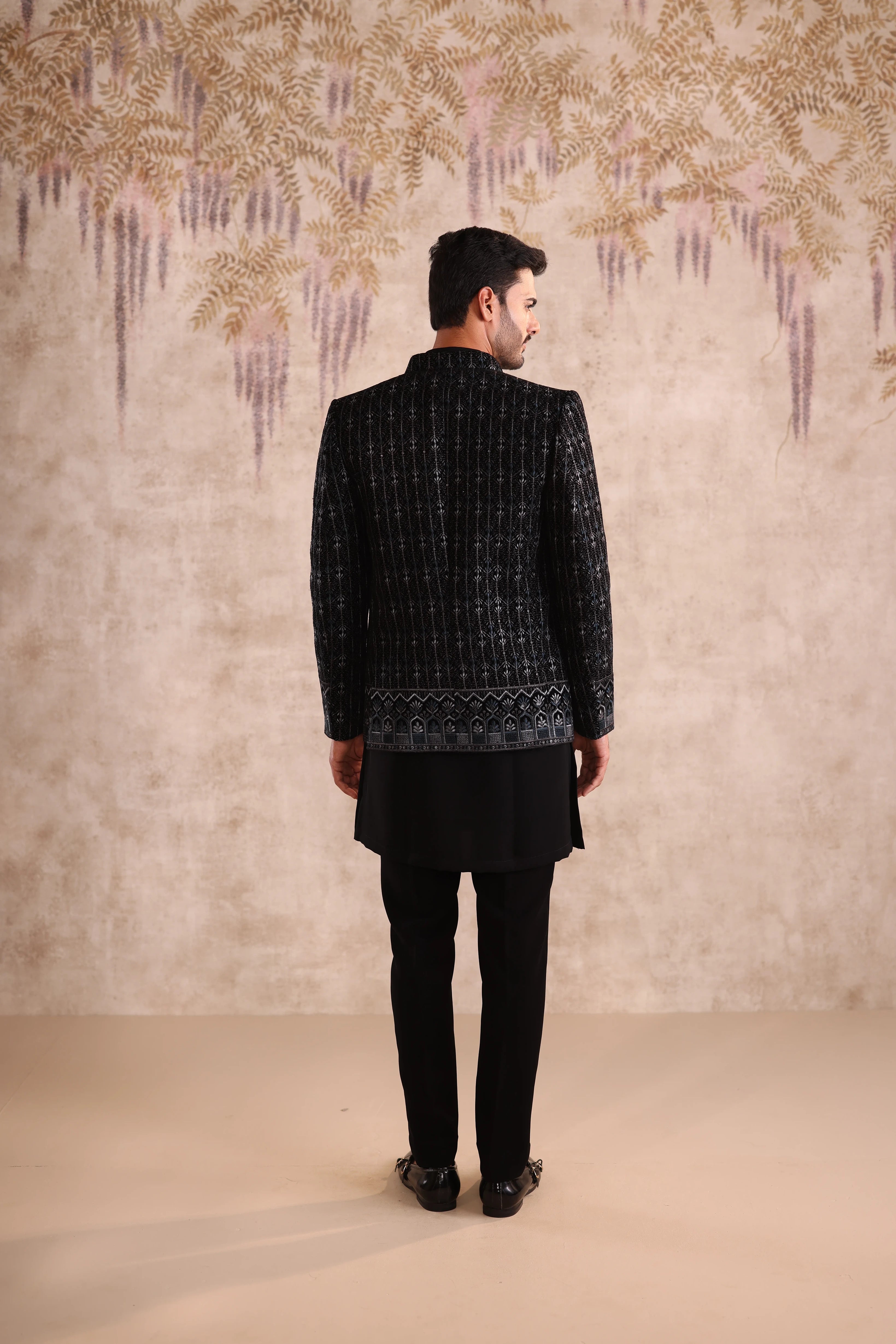 Black Jacquard Designer Men’s Suit