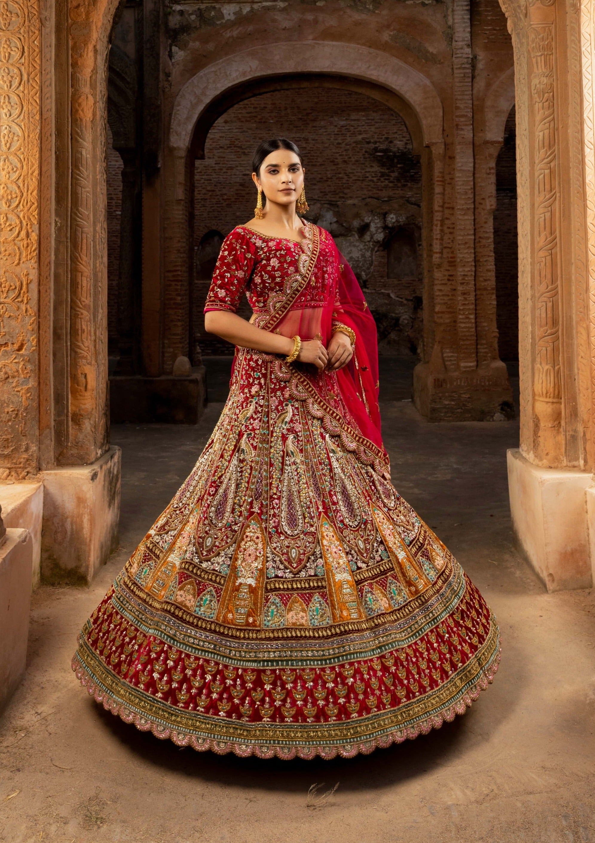 Velvet Lehenga Choli Bridal Dress Pakistani in Red Online – Nameera by  Farooq