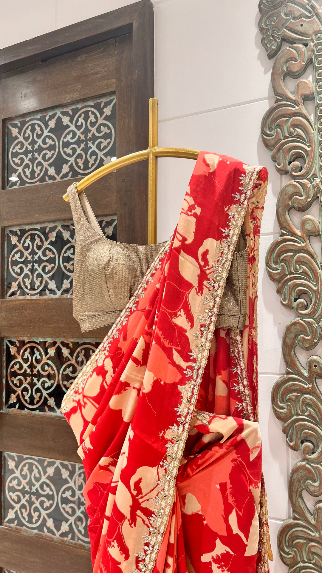 Red motif saree