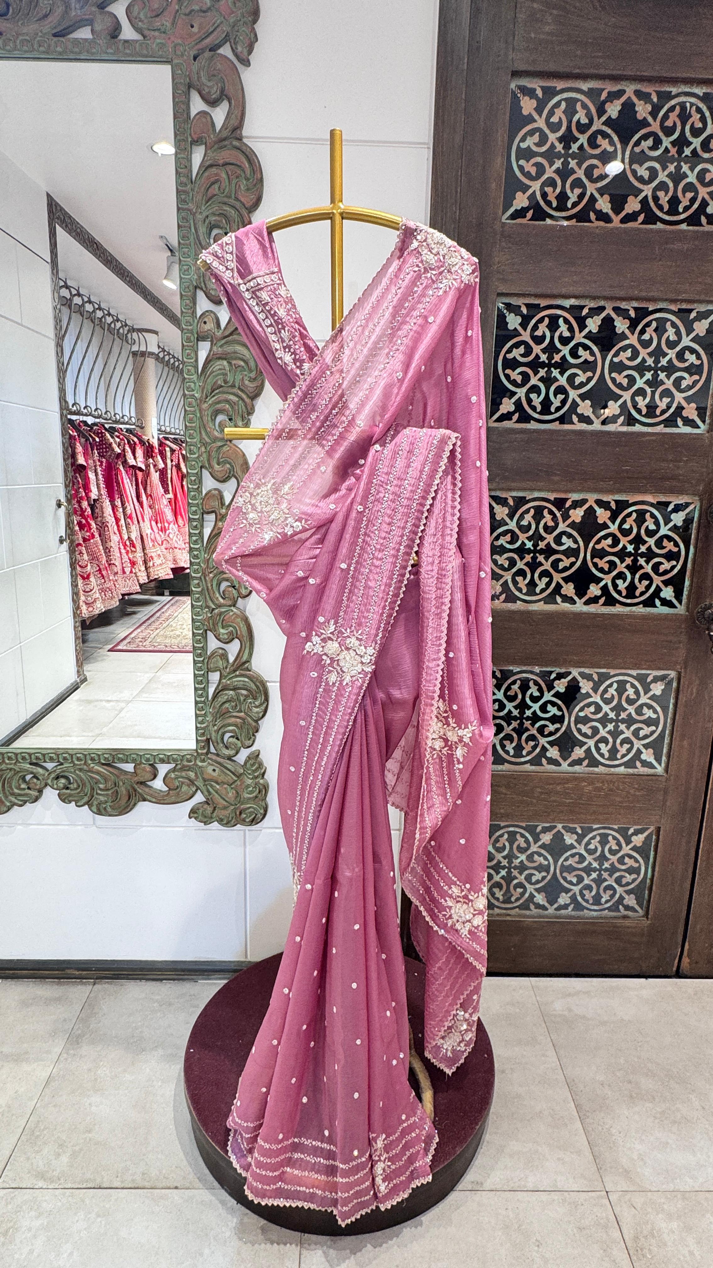 Onion color saree with zig-zag border