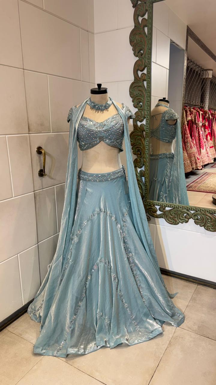 Magnetic lehenga
